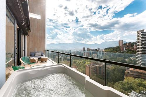 Las Lomas I Wohnung | Energy Living - Ultimate Condo in Medellin