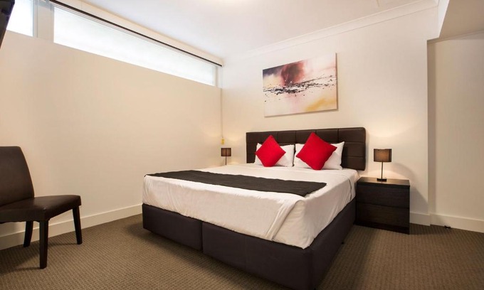 Clearview Hotel | Enfield Hotel