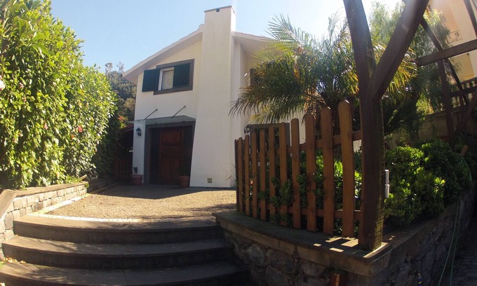 Sao Vicente Haus | Enjoy It Home - All Home from 80 € per day OR since 15 € p / p / day cheapest room.