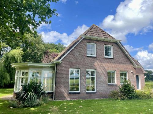Oosterwolde Haus | Enjoy the space and countryside at Het Hofhuys