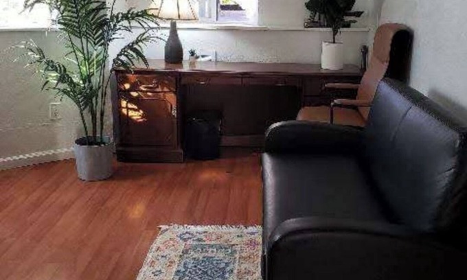 Berkeley Hills Wohnung | Enjoyable an one bedroom unit with portable AC in the heart of North Berkeley