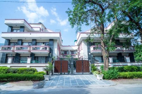 DLF Phase 3 Wohnung | Enkay Residency V Block-Cyber City