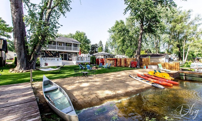 Channel Lake Haus | Unterhaltet euch an der Kette! Ufergegend!