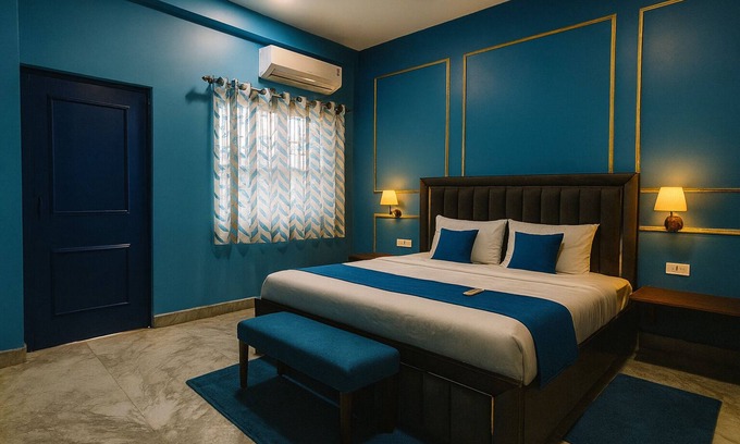 Lanka Wohnung | Entire 2BHK with AC & Balcony