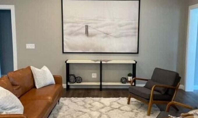 Bettendorf Haus | Entire Home: First Class Stay for Work & Play