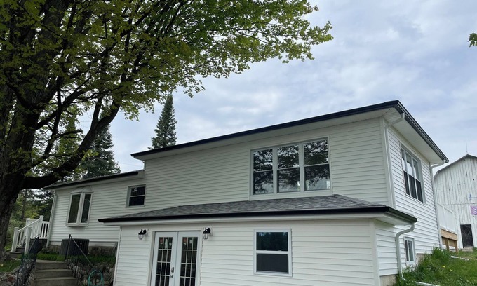 Rose City Haus | Entire House for Outdoor Enthusiasts! ORV, Snowmobile and more!