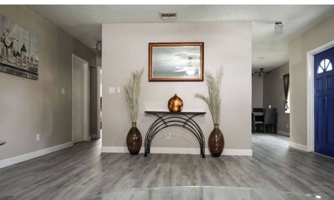 North Lauderdale Haus | Entire house- Spacious Cozy Family Home