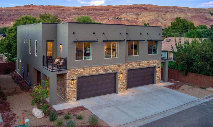 Moab Haus | Entrada at Moab 590 and 594