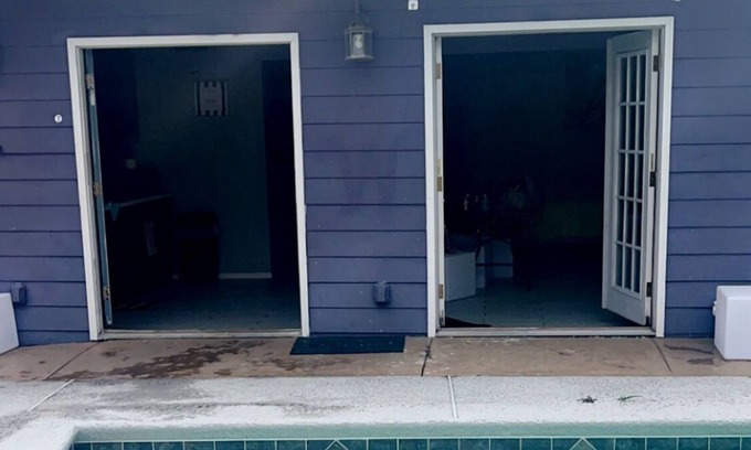 Seabrook Wohnung | Envy’s lounge pool house