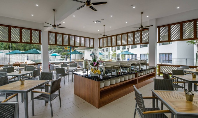 Kampung Temiang Hotel | ēRYA by SURIA Hot Spring Bentong