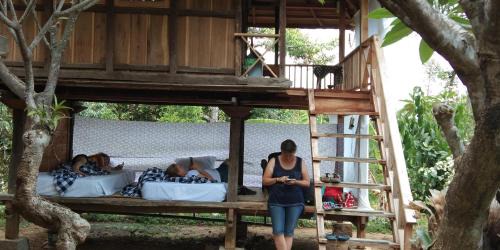 Sawan Haus | ESA di Kubu Homestay