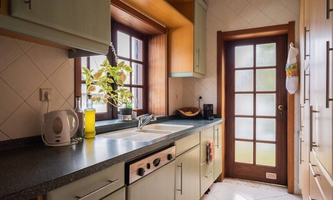 Esmoriz Haus | ESMORITZ'S HOUSE GARDEN BEACH - Spacious home located 30mn from Porto and 5mn walk from the beaches