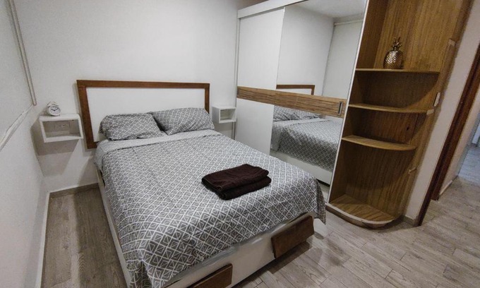 Queretaro Wohnung | Estudio en libramiento sur pte.