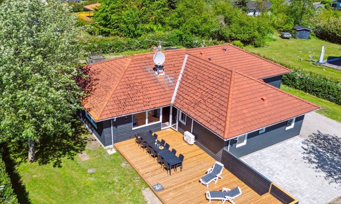 Bønnerup Strand Haus | "Eunice" - 850m from the sea by Interhome