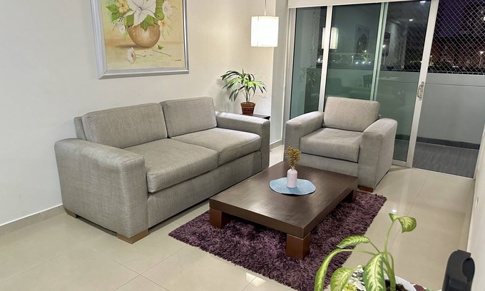 Riomar Wohnung | Excelente Ubicación, Amoblado y Acogedor 2hab- 2baños