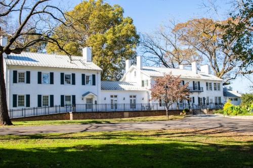 Clemmons Wohnung | Excelsior at the Manor House