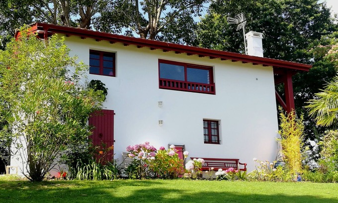 Briscous Wohnung | Ferienwohnung - Briscous