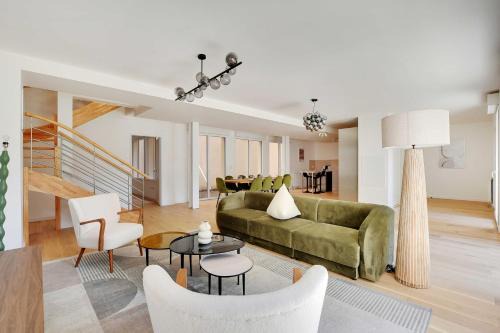 Le Bois Porte de Nogent Wohnung | Exclusive Duplex -5BD-10P- Nogent-sur-Marne