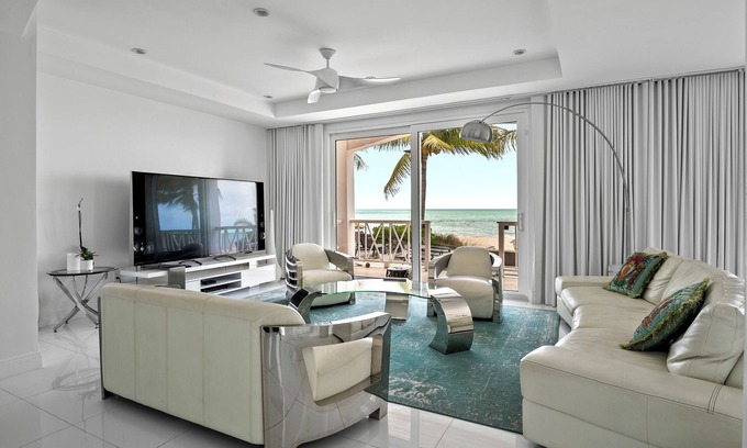 Nassau Villa | Weißes Haus - Neue & exklusive Luxusvilla am Strand - privater weißer Sandstrand
