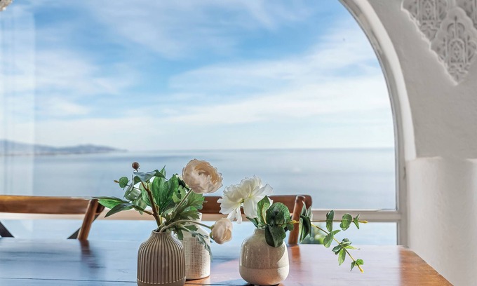 Velilla-Taramay Villa | Villa, Meerblick, privater beheizter Pool, 15 Gehminuten zum Strand/Restaurants