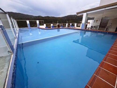 Pinchote Wohnung | Exclusivo Apartamento Plaza Con Piscina