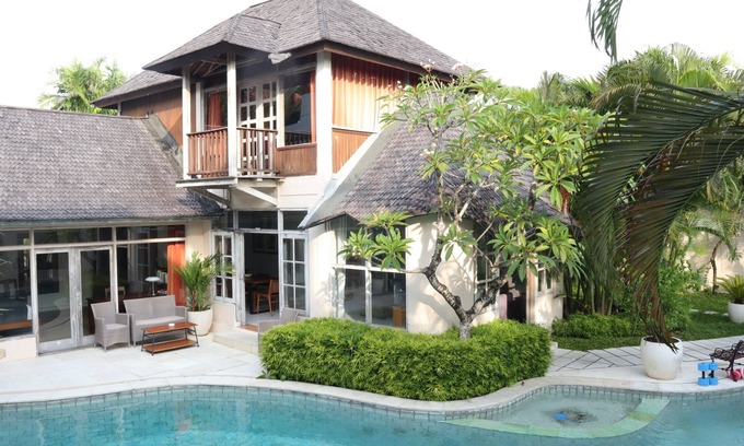 Central Seminyak Villa | Exotische Villa Seminyak, 4bdr / 4 Badezimmer, riesiger Pool