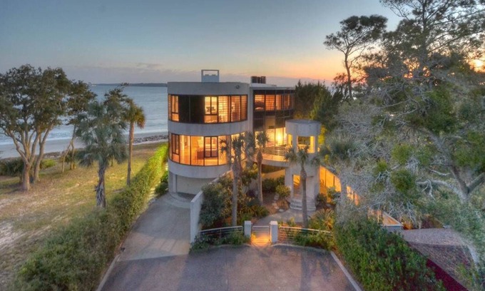 King City Haus | Expansive Meerblick in abgelegenen Gegend mit Pool, kurzer Fußweg zum Dorf