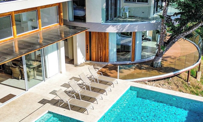 Tarcoles Haus | "Experience a unique moment in a corner of tranquility and natural beauty!"