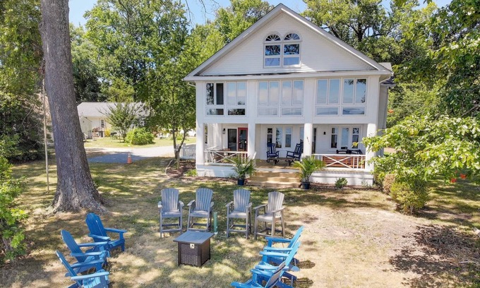 North Beach Haus | Experience the Chesapeake Bay Lifestyle at the Historic and Waterfront Bay Dreams