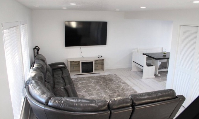 Centerville Haus | Explore Utah, 3 Bed 2.5 Bath Home