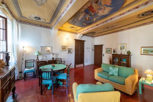 Castel Vittorio Wohnung | Exploring Liguria! Castelvittorio Apartments