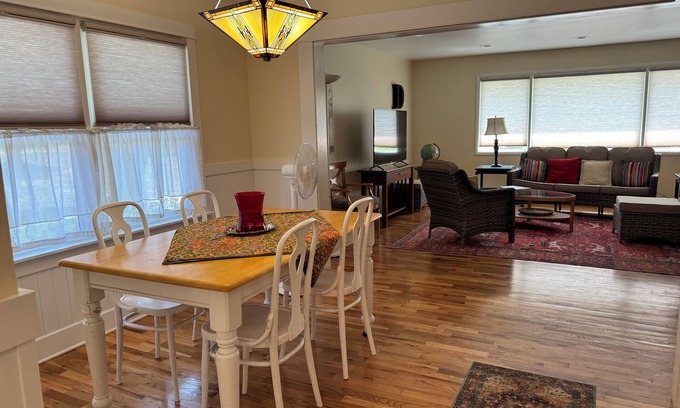 Dayton Haus | Exquisite Home: Stay here for more value, comfort and Fun