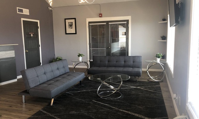 Canyon Acres Hotel | Extend a Suites & RV Park