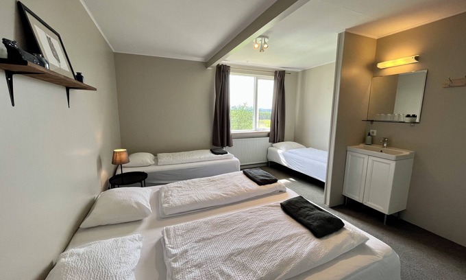 Vallanes Haus | Eyjólfsstaðir Guesthouse Egilsstaðir