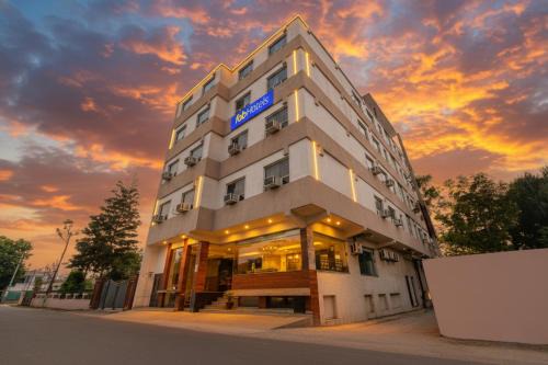 Chandigarh Hotel | FabExpress HC Mount View