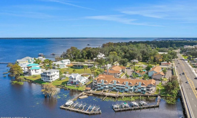 Green Cove Springs Haus | Fabulous 3-bedroom house with WiFi and many amenities in Green Cove Springs