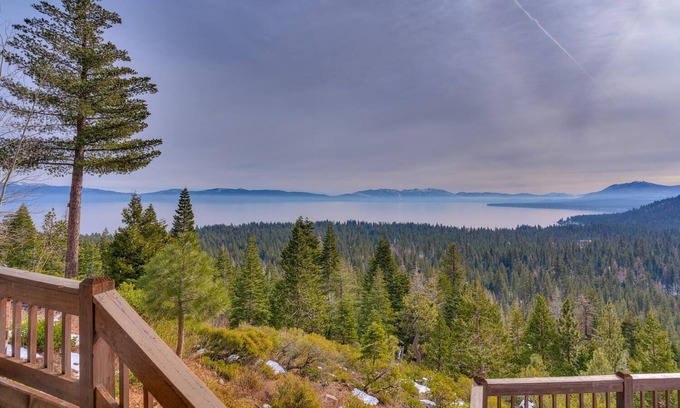 Talmont Haus | Fairest Picture - Lakeview - TLUXP