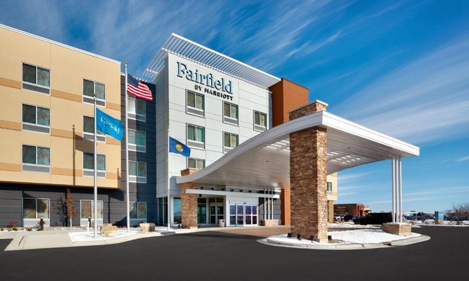 Laurel Hotel | Fairfield by Marriott Inn & Suites Laurel