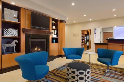 Bismarck Hotel | Fairfield Inn & Suites Bismarck North