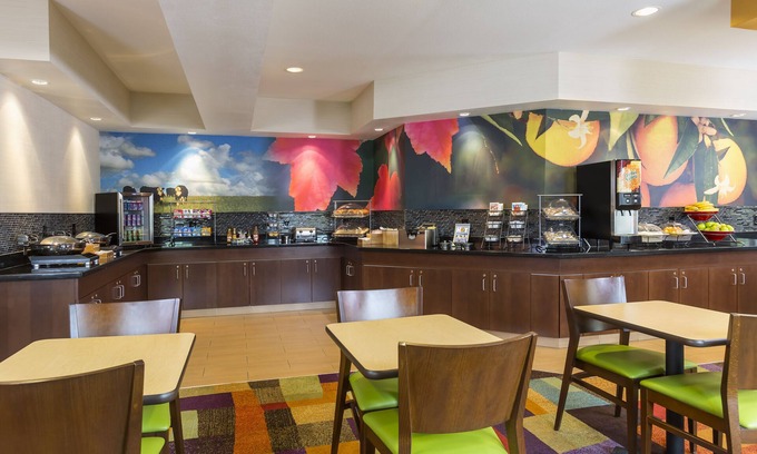 Springfield Hotel | Fairfield Inn & Suites by Marriott Springfield