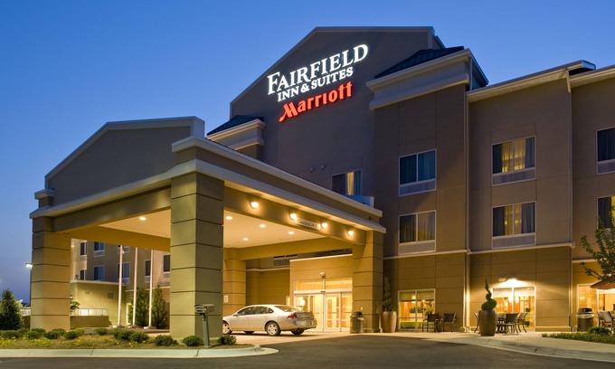Columbus Hotel | Fairfield Inn & Suites Columbus