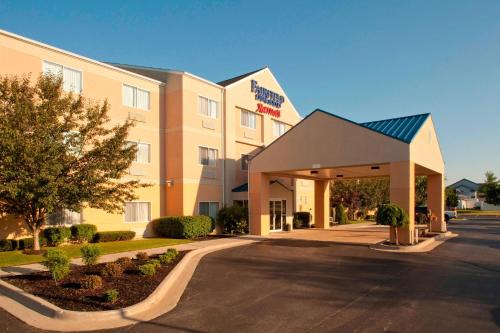 Mount Pleasant Hotel | Fairfield Inn & Suites Mt. Pleasant