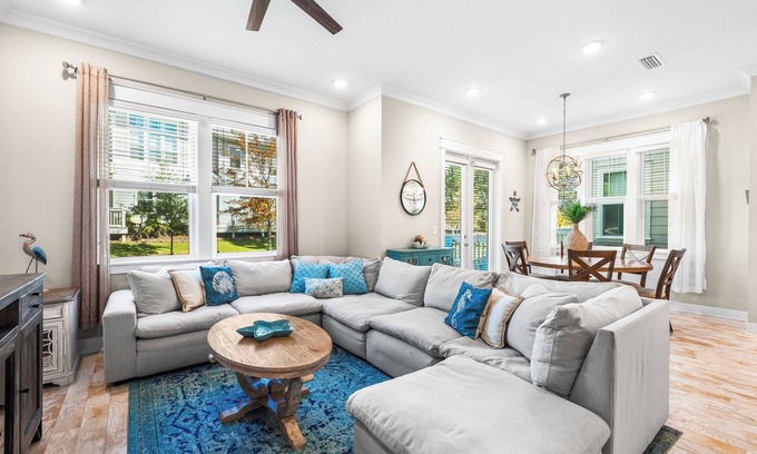 Panama City Beach Haus | Fall on 30A | Bikes, Golf Cart, 2 Pools