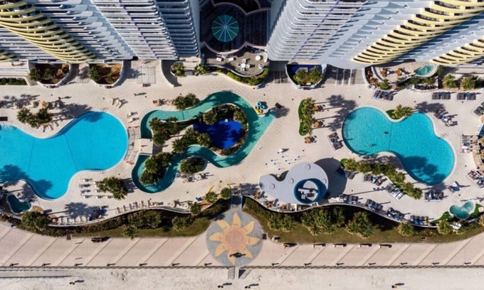 Daytona Beach Resort | Family-Friendly 2BR Suite at Ocean Walk - Beach & Pools Await