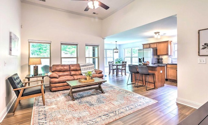 Calera Haus | Family-Friendly Calera Getaway with Game Room!