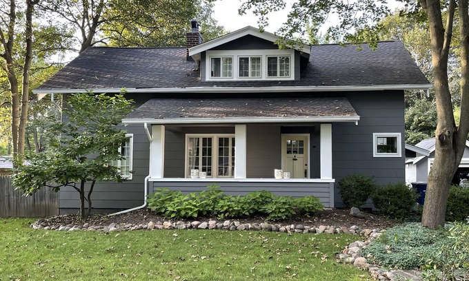 Bryant Pattengill East Haus | Familienfreundliches Privathaus 1 1/3 Meilen vom großen Haus