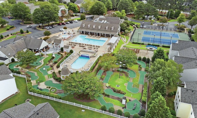 Williamsburg Resort | Family-Friendly Resort minutes from Busch Gardens and Colonial Williamsburg