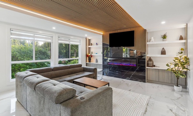 Langley Haus | Family-Friendly Smart Home