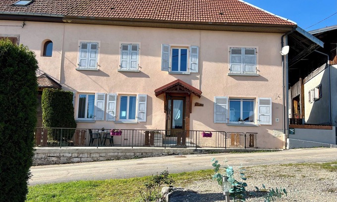 La Planee Haus | Pleasant family home at 950m altitude in the Haut-Doubs region!