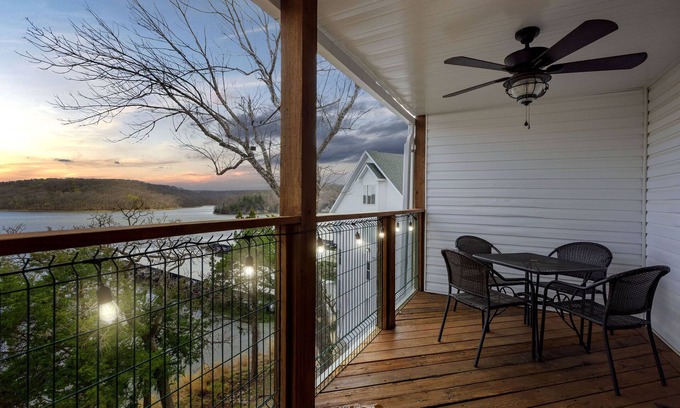 Kaiser Eigentumswohnung | Family Lakefront Oasis - Picture Perfect Retreat! Boat Slip, Onsite Pool & More